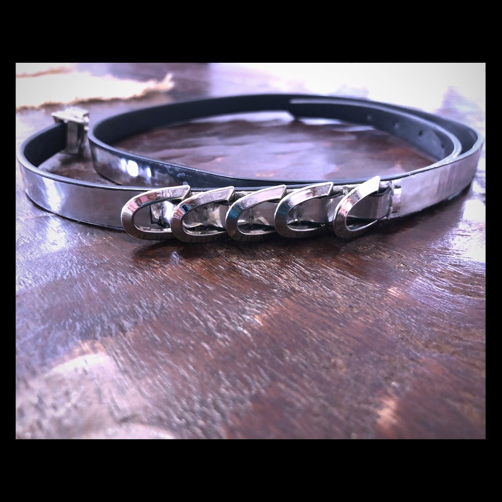 Women’s Shiny silver belt